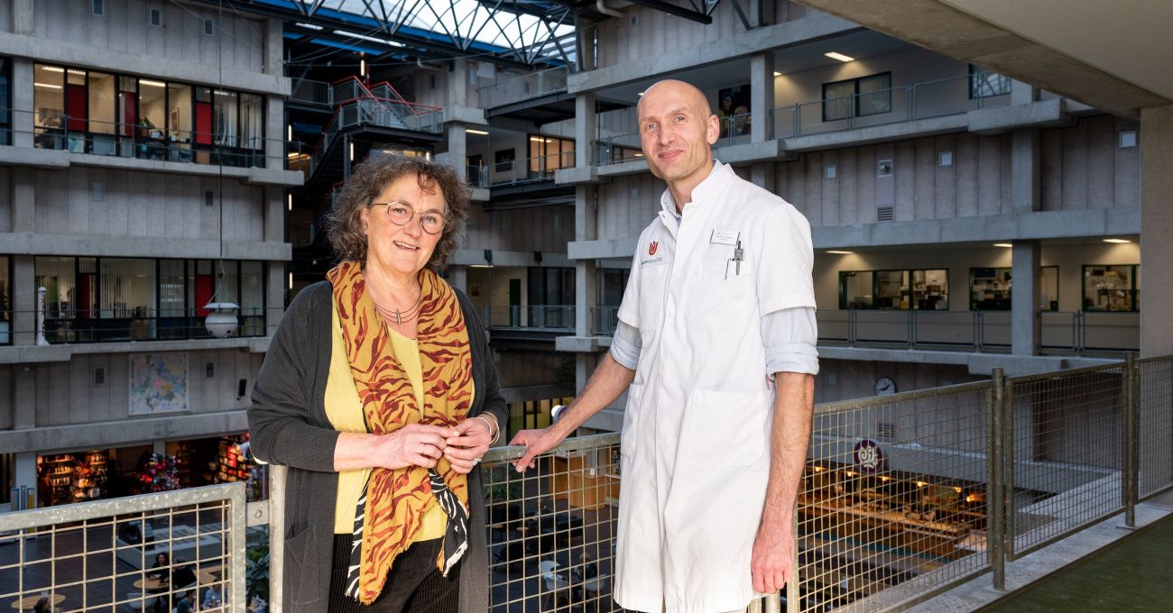Manon Barnouw van de Harteraad en dr. Pieter Postema van Amsterdam UMC
